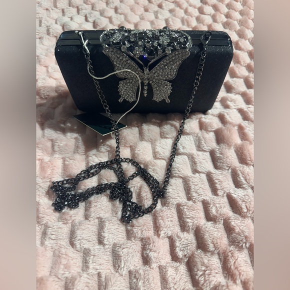Elegant Black Beaded Clutch with Butterfly Accent - Picture 8 of 8